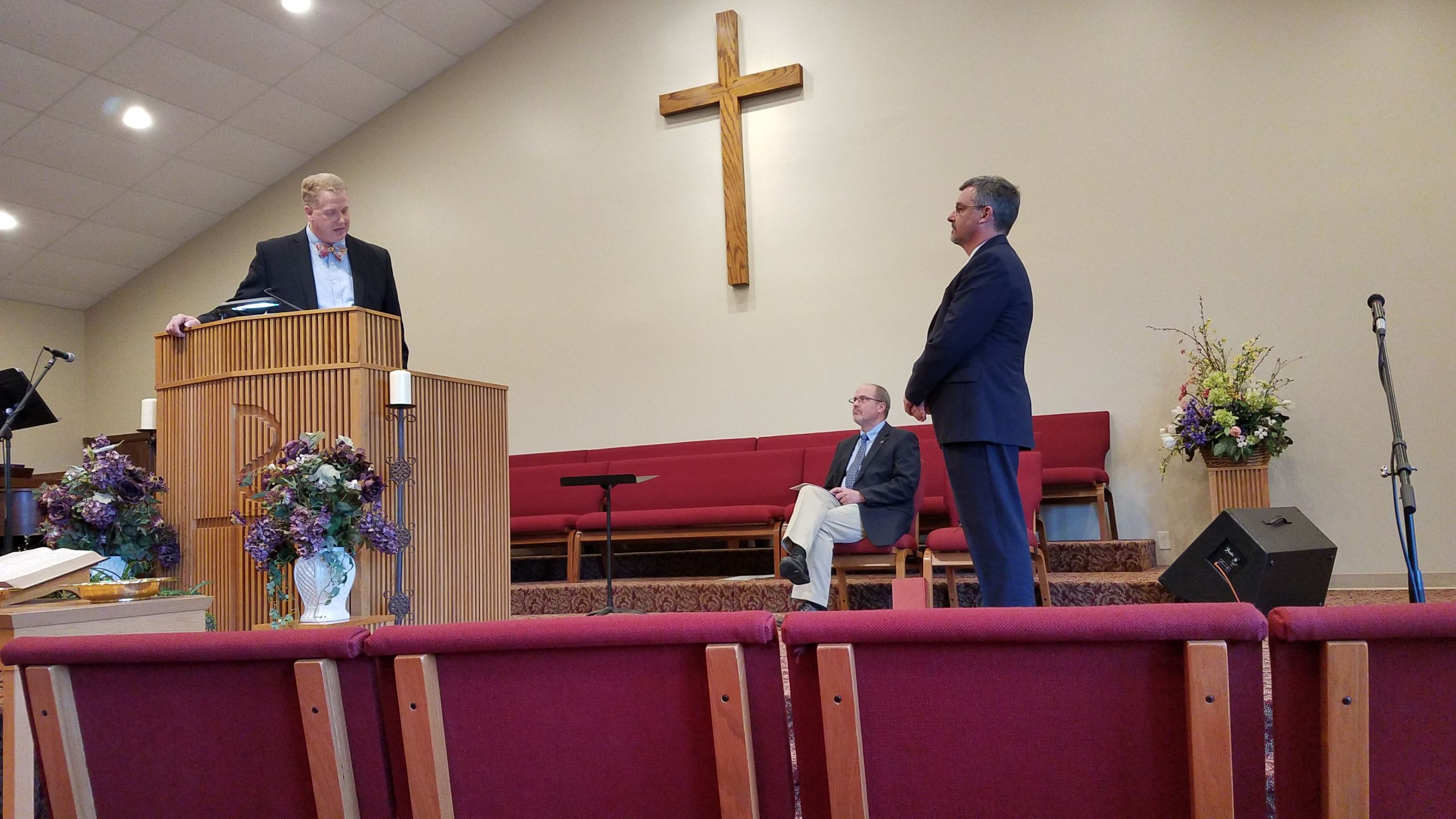 Rev John Dunning giving charge Reverend Tim